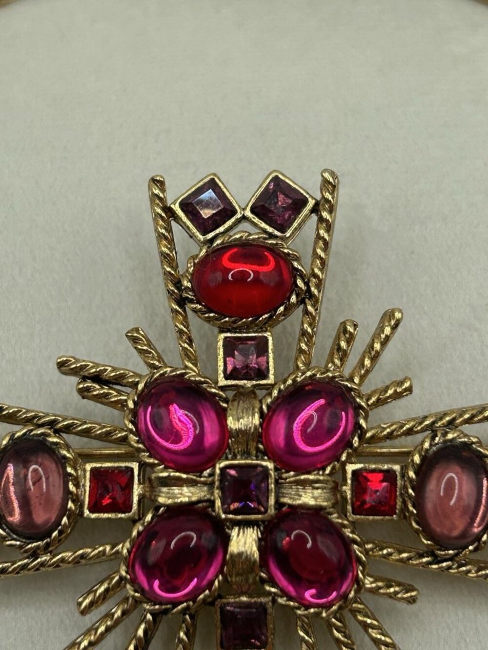 BYZANTINE MALTESE Cross Brooch Gold Tone Pink Red Purple Violet Cabochon Crystal - Picture 6 of 14